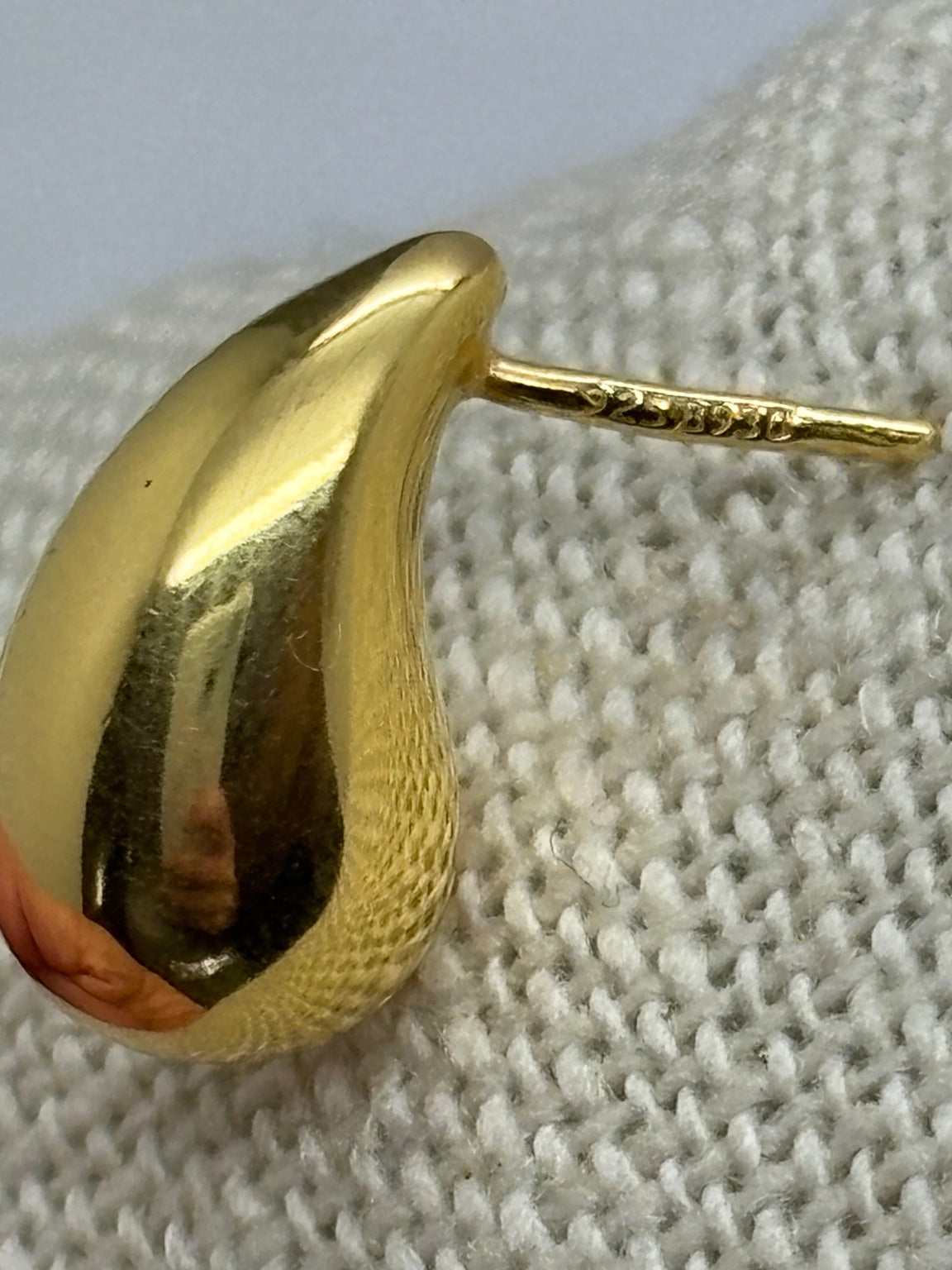 Boucles d'oreilles or liquide